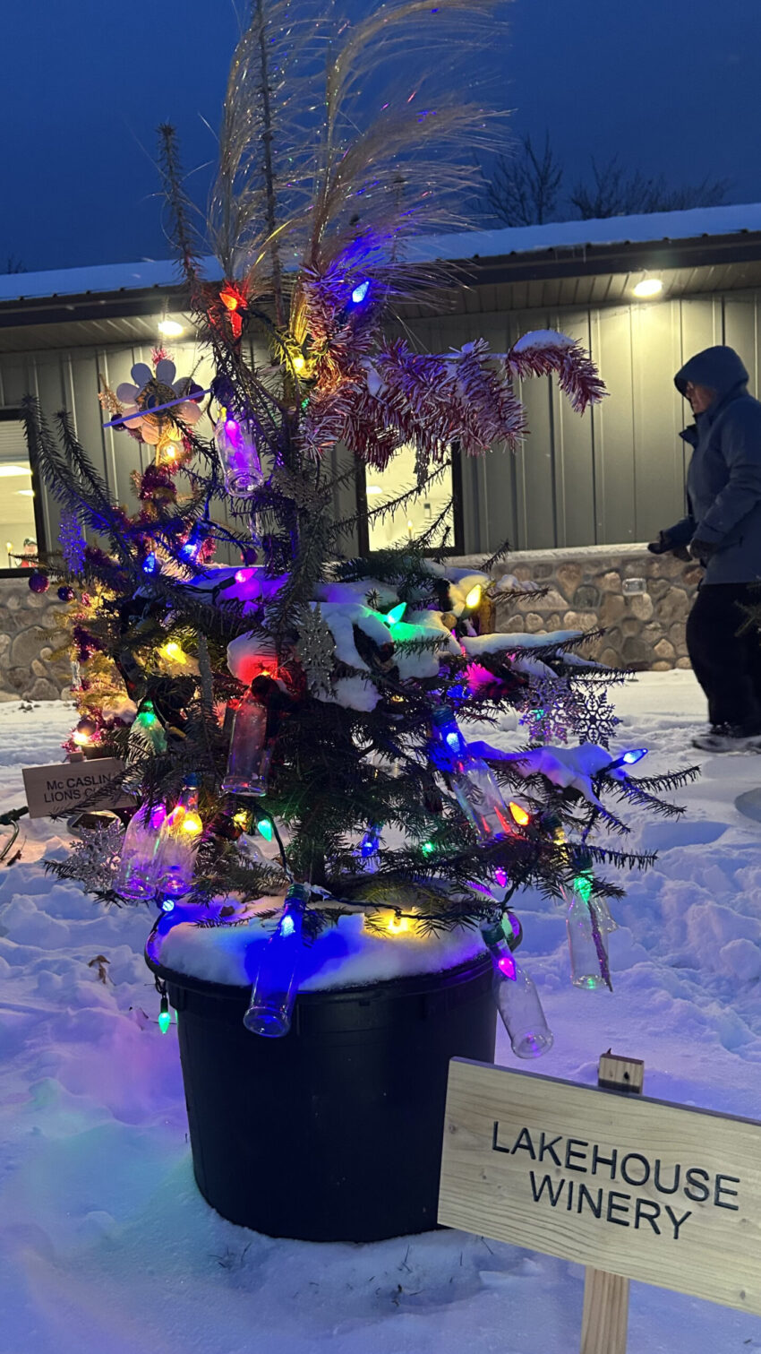 lakehouse winery 850x1511