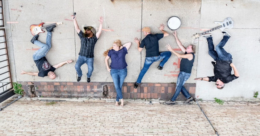 adam trask band 850x445