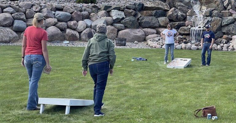 northwoods inn cornhole 768x402