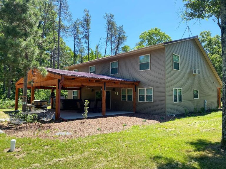 Back Patio Full Pic 768x576