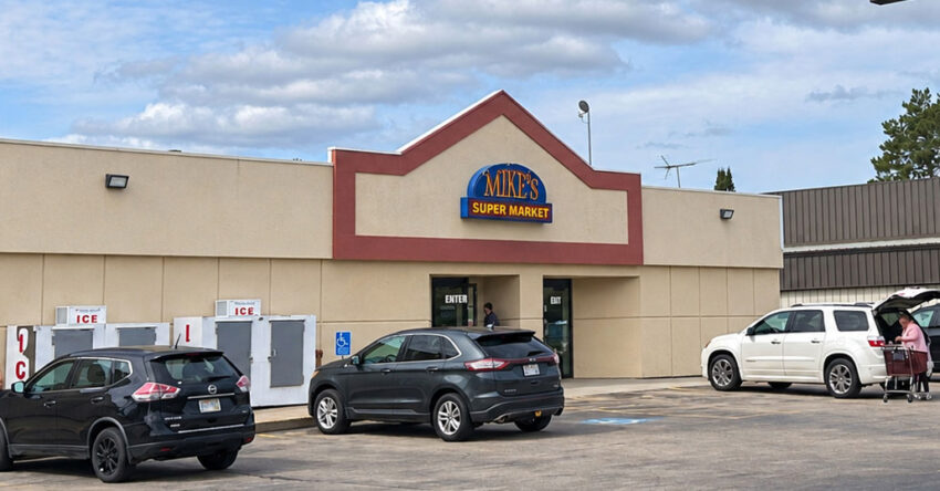 mikes supermarket cropped 850x444